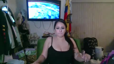Snapshot of princess_liz chatting on October 8, 4:32 am Lizzie online show from October 8, 4:32 am