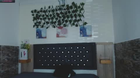 Snapshot of princess_martinez chatting on December 4, 5:22 pm Princess Martinez online show from December 4, 5:22 pm