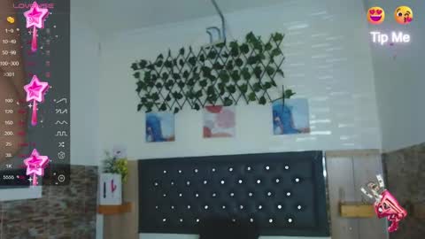 Snapshot of princess_martinez chatting on December 7, 8:05 pm Princess Martinez online show from December 7, 8:05 pm