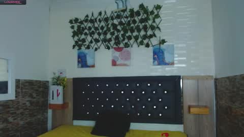 Snapshot of princess_martinez chatting on December 10, 5:33 pm Princess Martinez online show from December 10, 5:33 pm