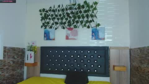 Snapshot of princess_martinez chatting on December 11, 4:31 pm Princess Martinez online show from December 11, 4:31 pm