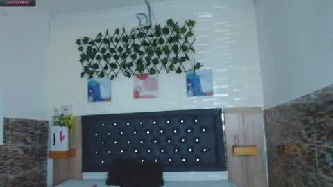 Snapshot of princess_martinez chatting on December 18, 5:10 pm Princess Martinez online show from December 18, 5:10 pm