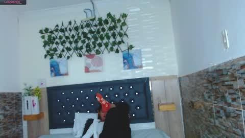 Snapshot of princess_martinez chatting on February 1, 3:39 pm Princess Martinez online show from February 1, 3:39 pm