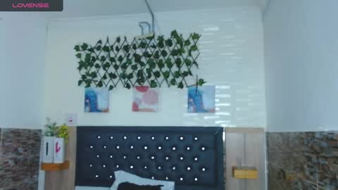 Snapshot of princess_martinez chatting on February 11, 3:51 pm Princess Martinez online show from February 11, 3:51 pm