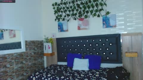 Snapshot of princess_martinez chatting on February 12, 4:22 pm Princess Martinez online show from February 12, 4:22 pm