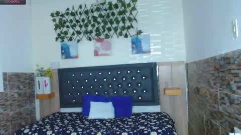 Snapshot of princess_martinez chatting on February 14, 3:47 pm Princess Martinez online show from February 14, 3:47 pm