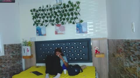 Snapshot of princess_martinez chatting on March 4, 3:37 pm Princess Martinez online show from March 4, 3:37 pm