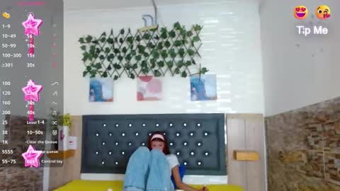 Snapshot of princess_martinez chatting on October 28, 3:36 pm Princess Martinez online show from October 28, 3:36 pm