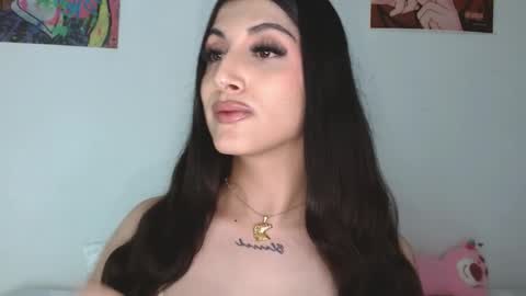 Snapshot of princess_ofyourdreams chatting on February 11, 4:06 am Sophie online show from February 11, 4:06 am