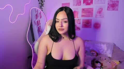    online show from April 4, 2:43 am