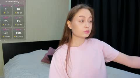 Snapshot of princess_sonya chatting on June 17, 10:50 am Sonya online show from June 17, 10:50 am