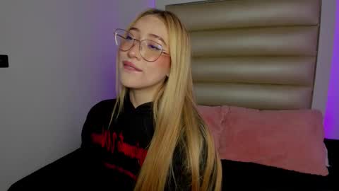 princess_tokyo_ online show from January 7, 9:17 pm