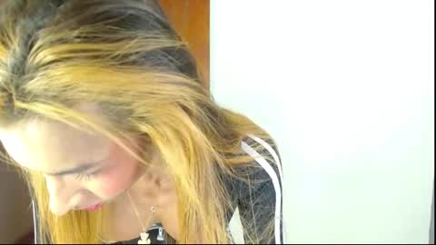 princess_violetx online show from November 12, 5:24 pm