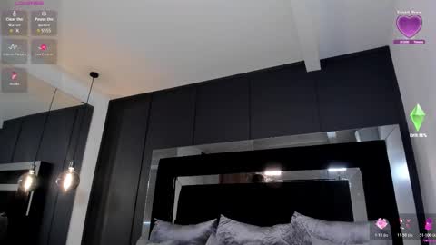 Paris  online show from February 13, 5:42 pm