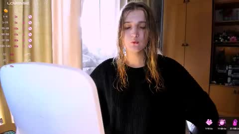 Snapshot of princessaalicc chatting on September 10, 12:49 pm princessaalicc online show from September 10, 12:49 pm