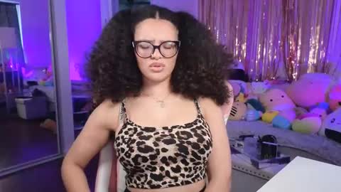 Amber online show from April 13, 6:57 pm