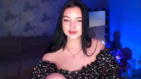 Snapshot of princessamira1 chatting on December 2, 1:14 am princessamira1 online show from December 2, 1:14 am