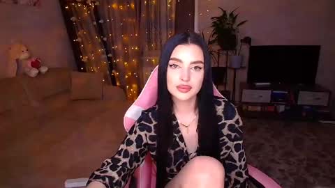 Snapshot of princessamira1 chatting on December 4, 3:32 pm princessamira1 online show from December 4, 3:32 pm