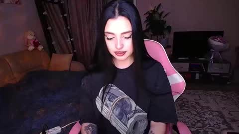 princessamira1 online show from February 21, 3:35 pm