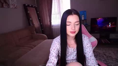 Snapshot of princessamira1 chatting on May 31, 9:27 am princessamira1 online show from May 31, 9:27 am