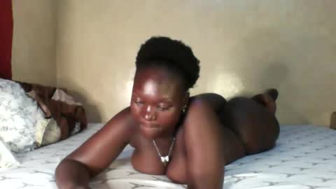Snapshot of princesscheekyx chatting on November 4, 3:33 pm princesscheekyx online show from November 4, 3:33 pm