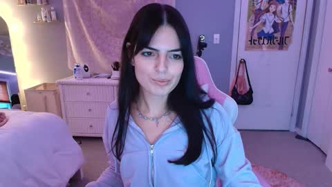 Snapshot of princesselysia99 chatting on December 2, 4:57 pm Princess Elysia online show from December 2, 4:57 pm