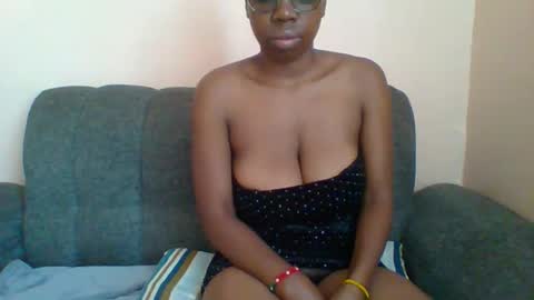 princessg63 online show from January 16, 5:33 am