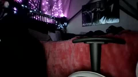 Holly love online show from October 10, 6:12 am