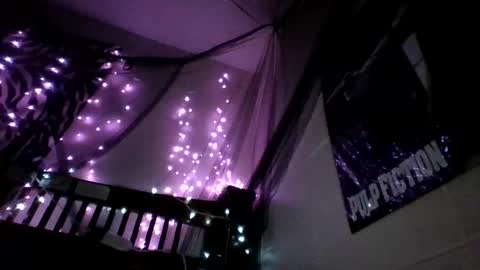 Holly love online show from November 12, 6:58 am