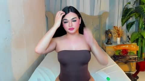 PrincessDONT FORGET TO FOLLOW ME online show from March 7, 11:29 am