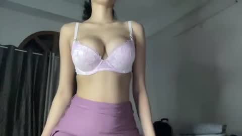 princessjasmineoxo online show from October 14, 8:42 pm