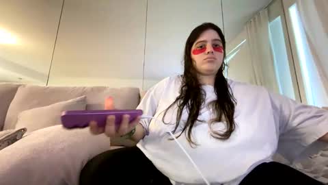 princessviccxo online show from March 8, 7:28 pm