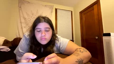 princessviccxo online show from April 9, 6:13 am