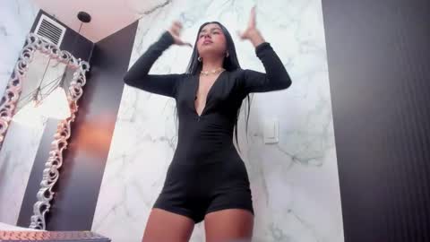   online show from September 9, 11:10 am