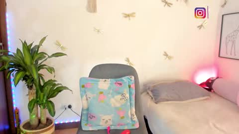 princessluna_14 online show from March 17, 9:51 pm