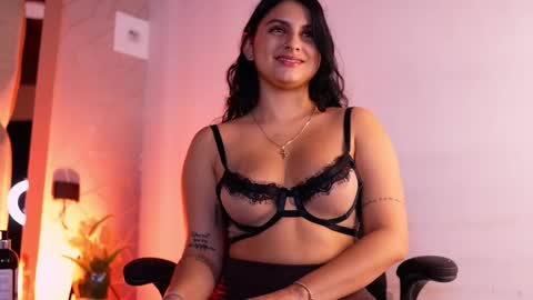 Lu online show from March 24, 7:52 pm