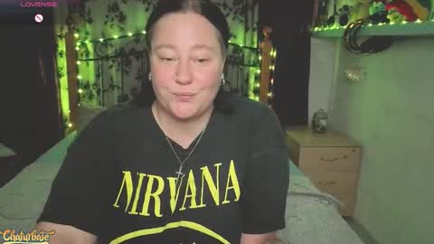 Lux Alot Luxi online show from March 4, 8:04 pm