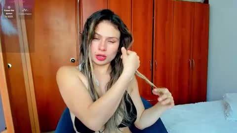 princessmariana25 online show from February 28, 3:35 pm