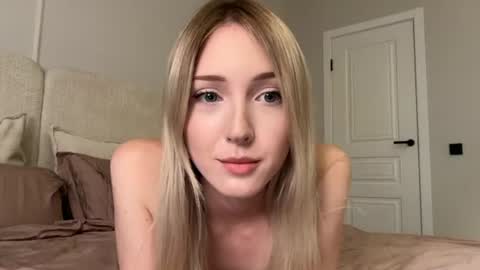 Snapshot of princessmood chatting on July 12, 4:42 pm Kate online show from July 12, 4:42 pm
