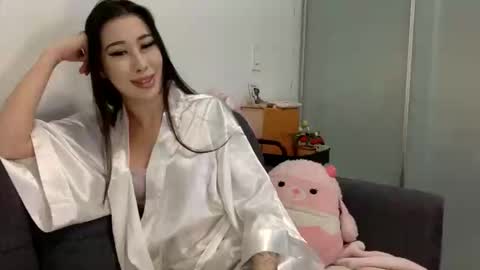 PrincessPinky444 online show from February 6, 1:47 pm