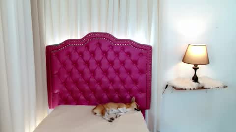 princessyanzy1 online show from March 28, 2:55 am