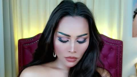 princessyanzy1 online show from June 11, 2:53 am