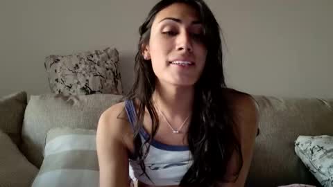 Snapshot of prinxessally chatting on December 27, 11:21 pm Prinxessally online show from December 27, 11:21 pm