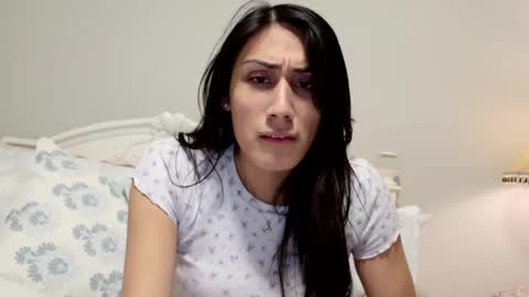 Snapshot of prinxessally chatting on January 25, 2:58 am Prinxessally online show from January 25, 2:58 am