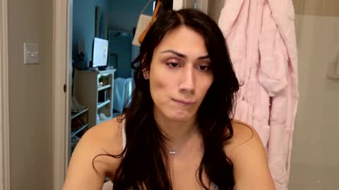 Snapshot of prinxessally chatting on February 16, 11:48 pm Prinxessally online show from February 16, 11:48 pm