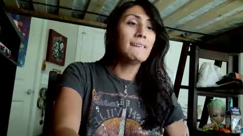 Snapshot of prinxessally chatting on May 19, 6:36 pm Prinxessally online show from May 19, 6:36 pm