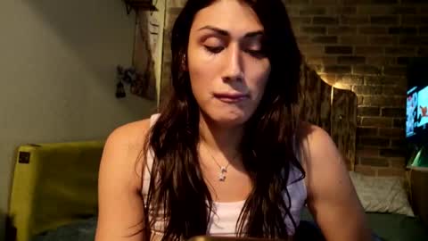 Snapshot of prinxessally chatting on July 28, 7:39 pm Prinxessally online show from July 28, 7:39 pm