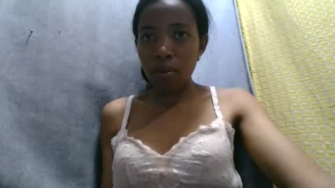 prisca880319 online show from April 17, 10:18 am