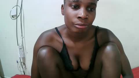 pritty_amber online show from April 3, 5:49 am