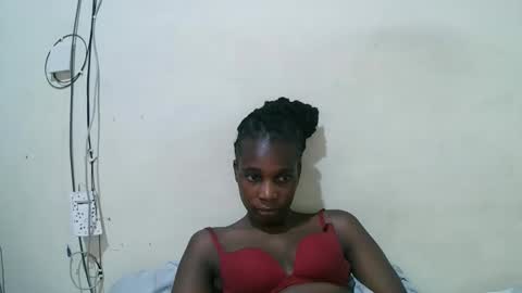 pritty_amber online show from April 13, 11:48 am